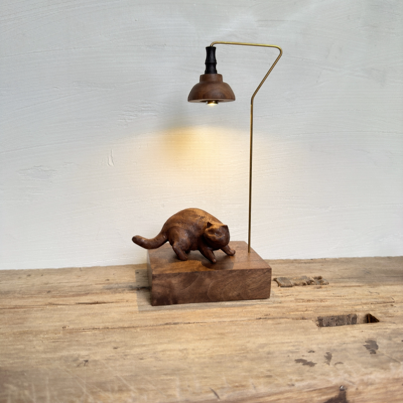 Carved Cat Miniature Library Night Light | Multi-Wood Inlay Desk Sculpture | Battery-Powered Warm Glow
