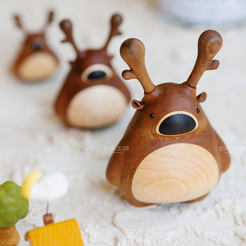 Deer Family Wood Ornament Set | Handcrafted Desktop Décor | Warm Home Gift