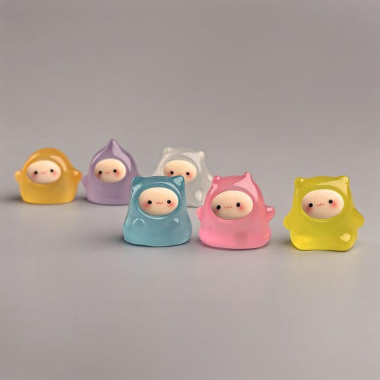 Coffret de 6 mini-figurines en résine phosphorescentes pour la décoration de la pièce