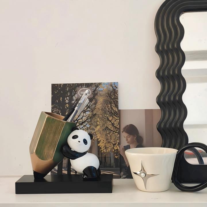 Natural wood panda pencil holder complete