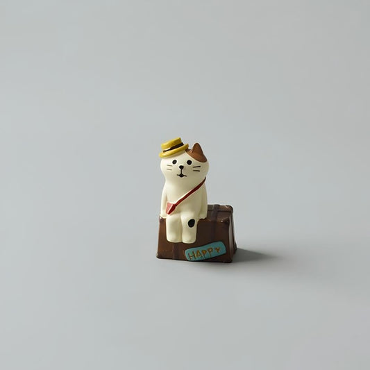 The Globetrotter Cat Set | 4-Piece Adventurer Figurines for Desk & Home Decor