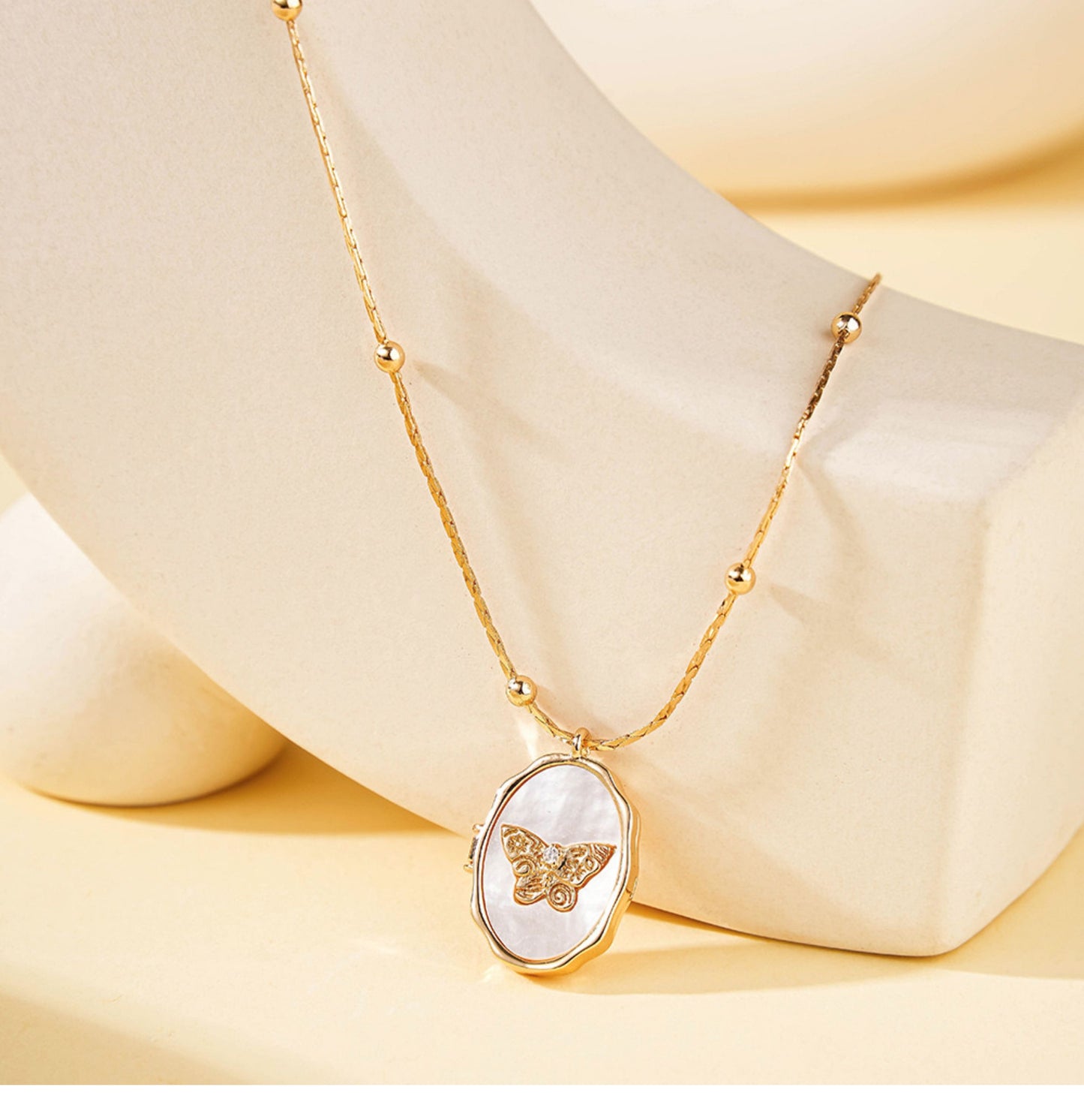 The Memory Locket | Personalized Photo Necklace with Your Custom Picture Inside | Perfect Gift for Her