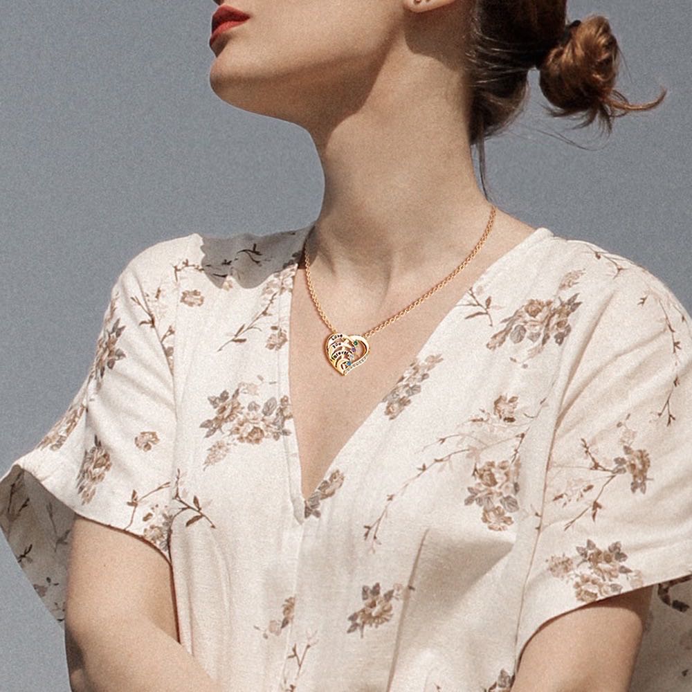 Collier gravé avec nom personnalisé