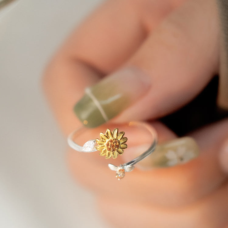 Your Spinning Sunshine Ring | A Sunflower for Positivity & Calm
