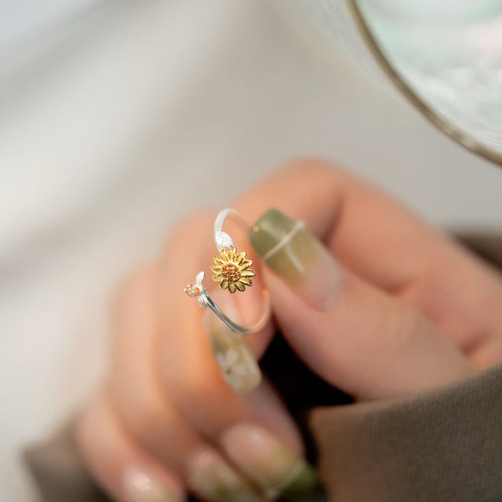 Your Spinning Sunshine Ring | A Sunflower for Positivity & Calm