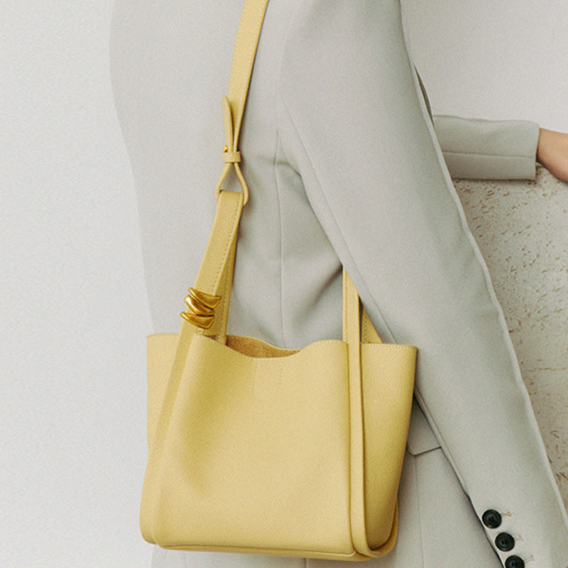New Leather Soft Bucket handsbag for Her