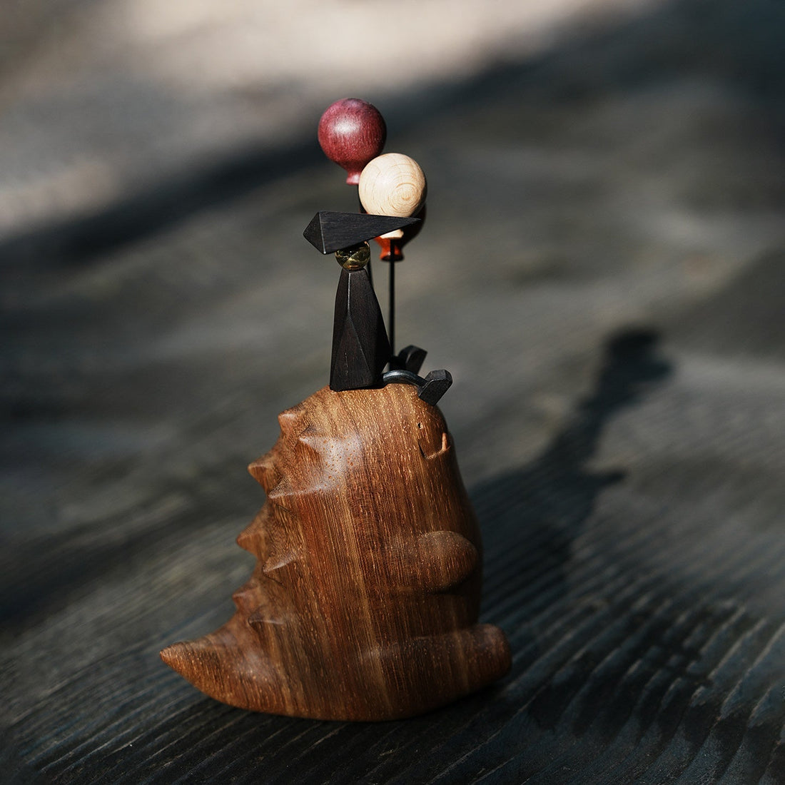 Dinosaur with Balloons Desktop Ornament: Handcrafted Wood Sculpture Guide (2026)