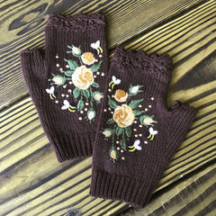 Trendy Botanical Floral Embroidered Half Finger Gloves