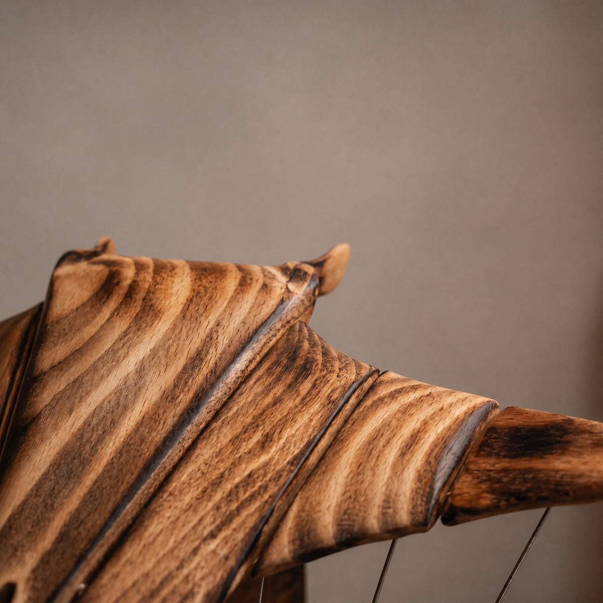Animated Wooden Manta Ray | USB-C Rechargeable Desk Sculpture