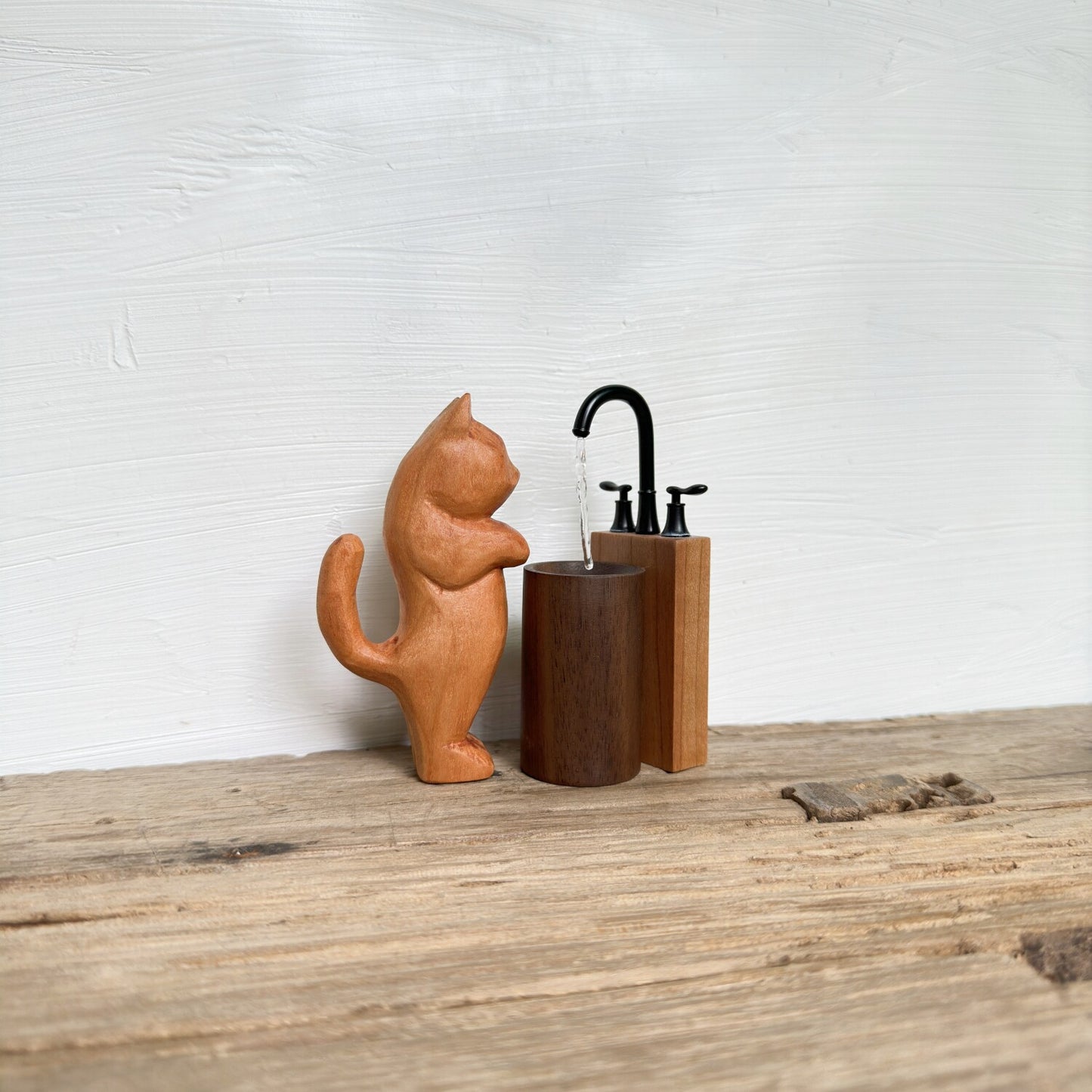 Cat Bathtub Wood Aromatherapy Diffuser | Walnut & Cherry Desk Sculpture | Engravable Essential Oil Decor