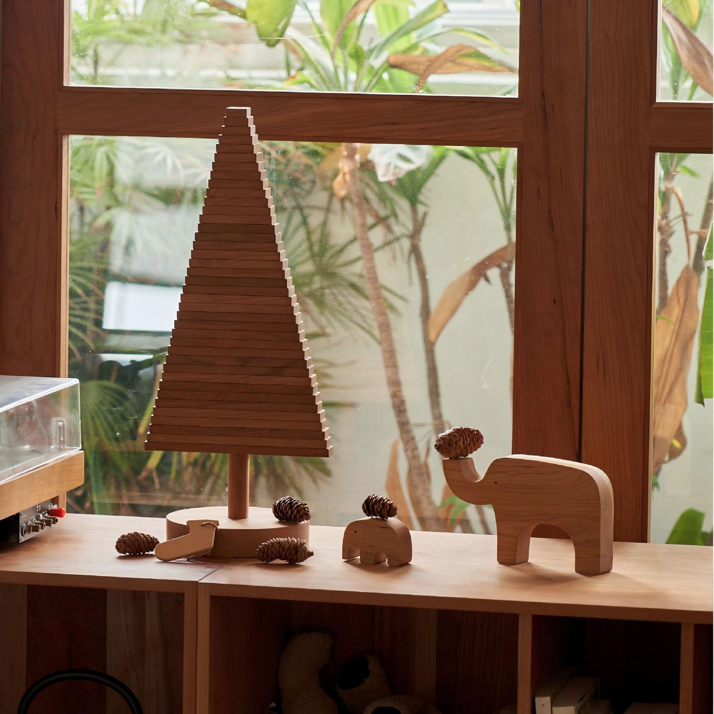 Christmas Tree Building Blocks - Handcrafted Wood Desktop Ornament & Puzzle