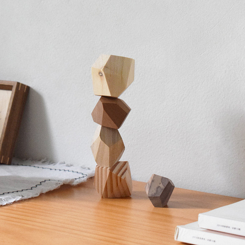 Five-Color Stone Balance Toy, Magnetic Wood Stacking Blocks, Stress Relief Desktop Gift