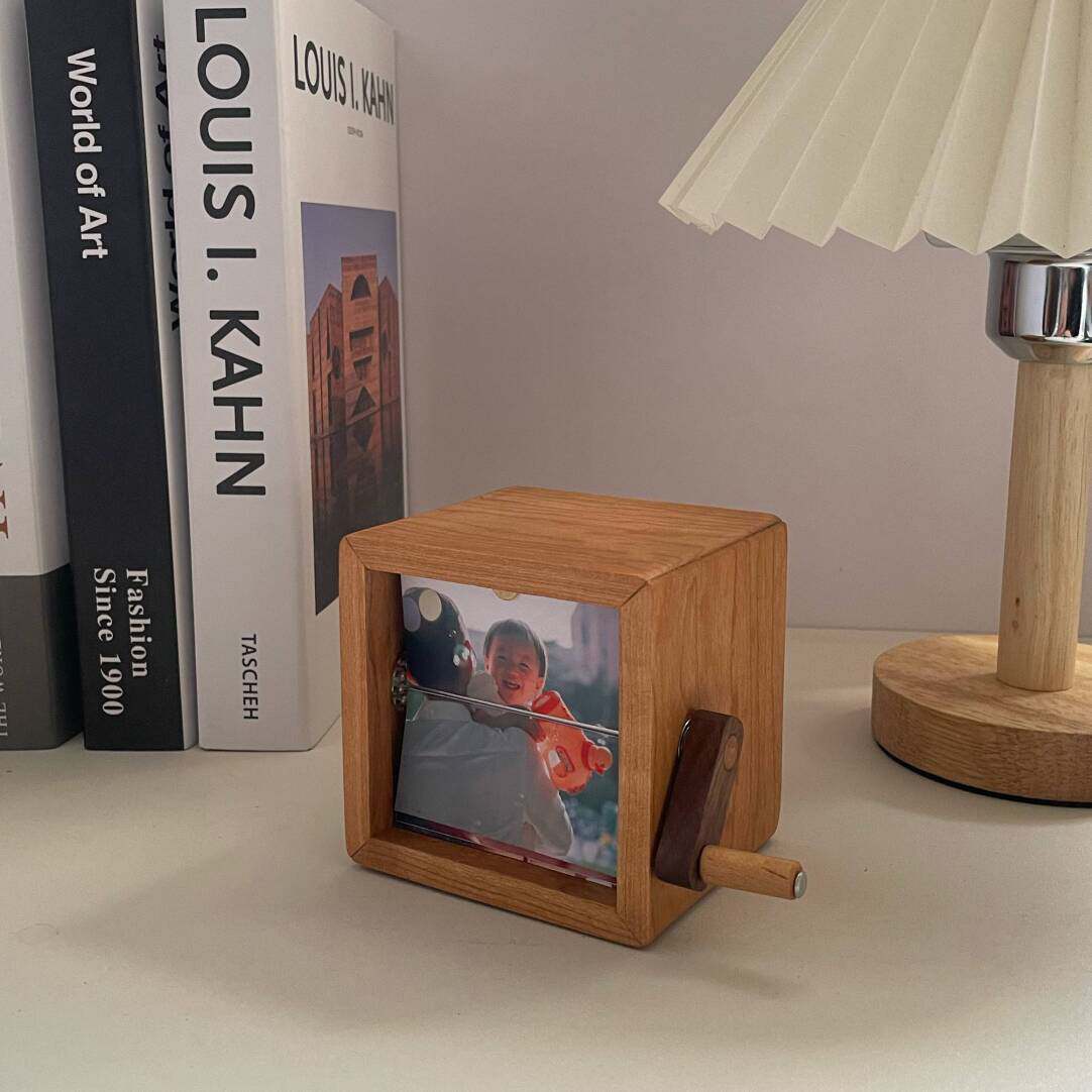 Hand-Crank Mechanical Photo Album | 12-Photo Rotating Display with Ambient Light | Walnut & Cherry Wood