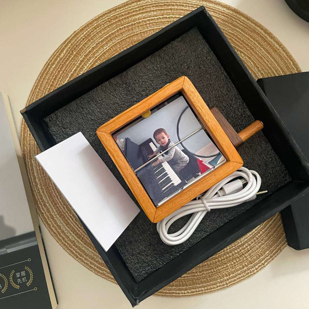 Hand-Crank Mechanical Photo Album | 12-Photo Rotating Display with Ambient Light | Walnut & Cherry Wood