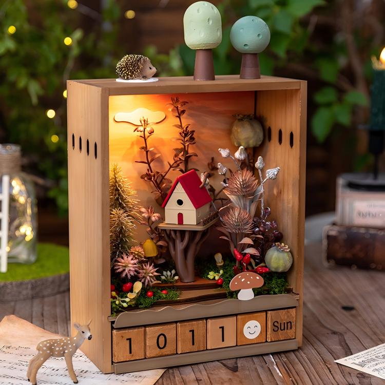 Miniature Forest Calendar Ornament | LED Light Box | Rechargeable Desktop Décor Gift