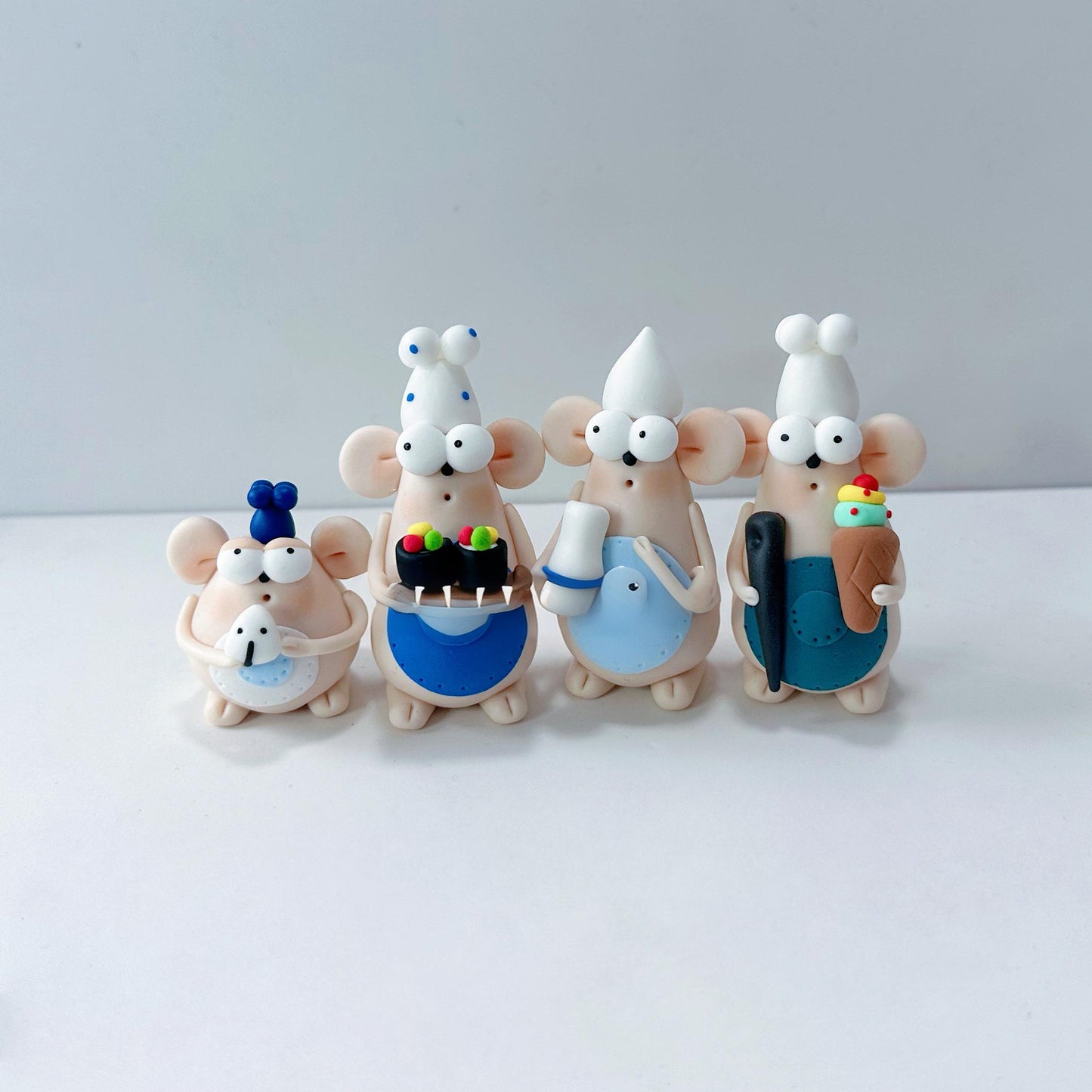 Resin Mouse Desktop Ornament Set - Collectible Figurines