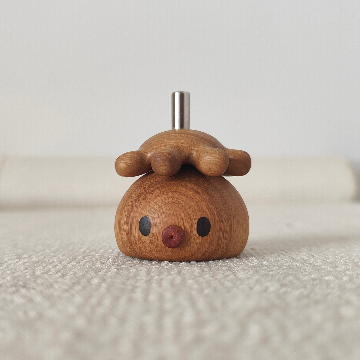 Solid Wood Octopus Figurine 2-Pack | Magnetic Aromatherapy Desk Sculpture | Engravable Stress Relief Gift