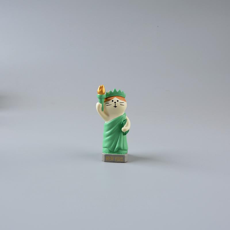 The Globetrotter Cat Set | 4-Piece Adventurer Figurines for Desk & Home Decor