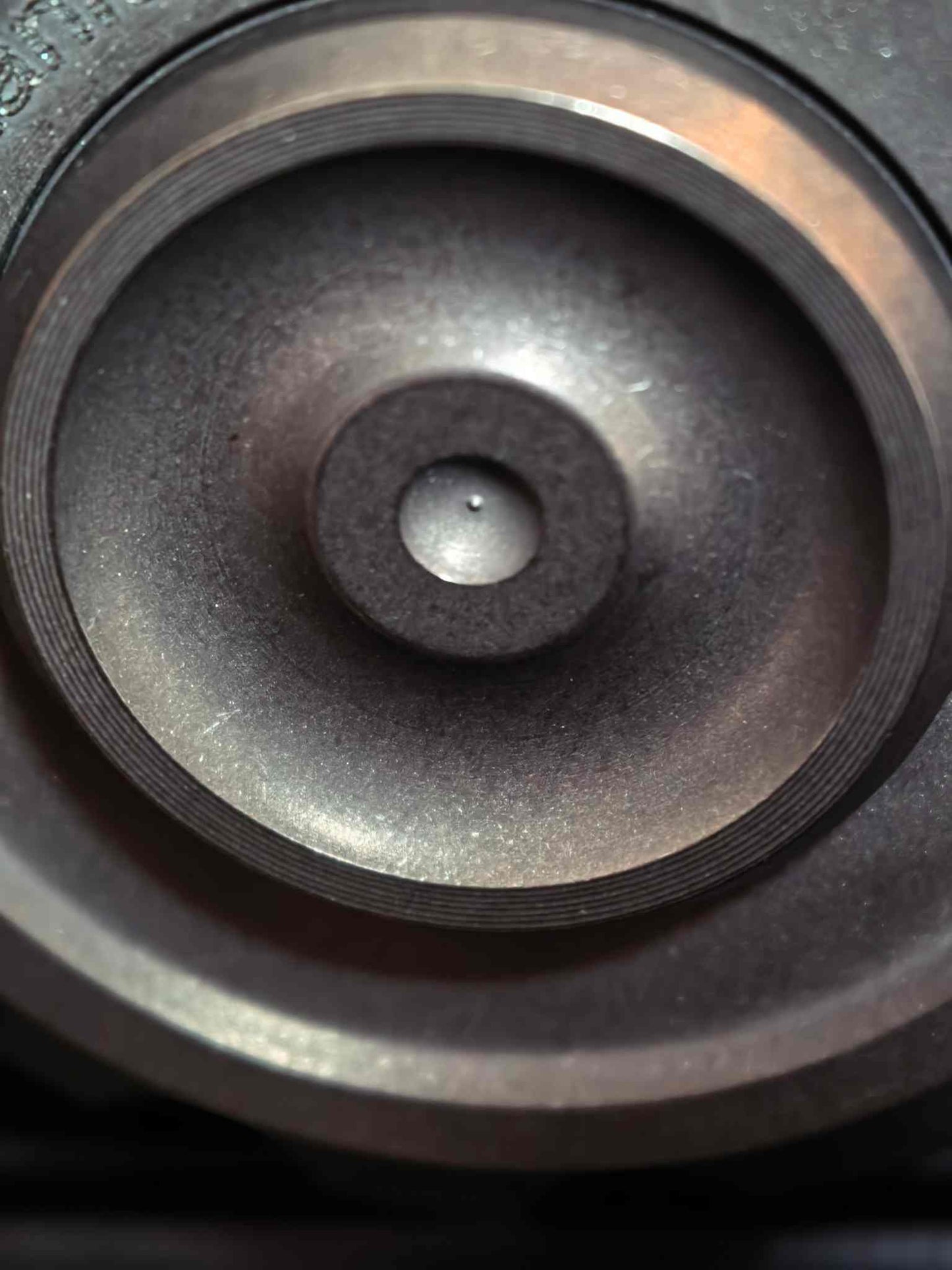 Titanium Alloy Gear Fingertip Spinner - Main Product Photo