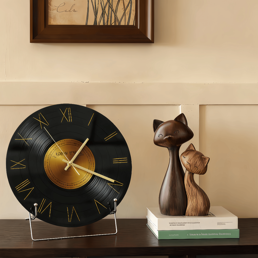 Wood-Grain Resin Cat Figurine Set | Handcrafted Pair Desktop Ornament | Modern Home Décor Gift