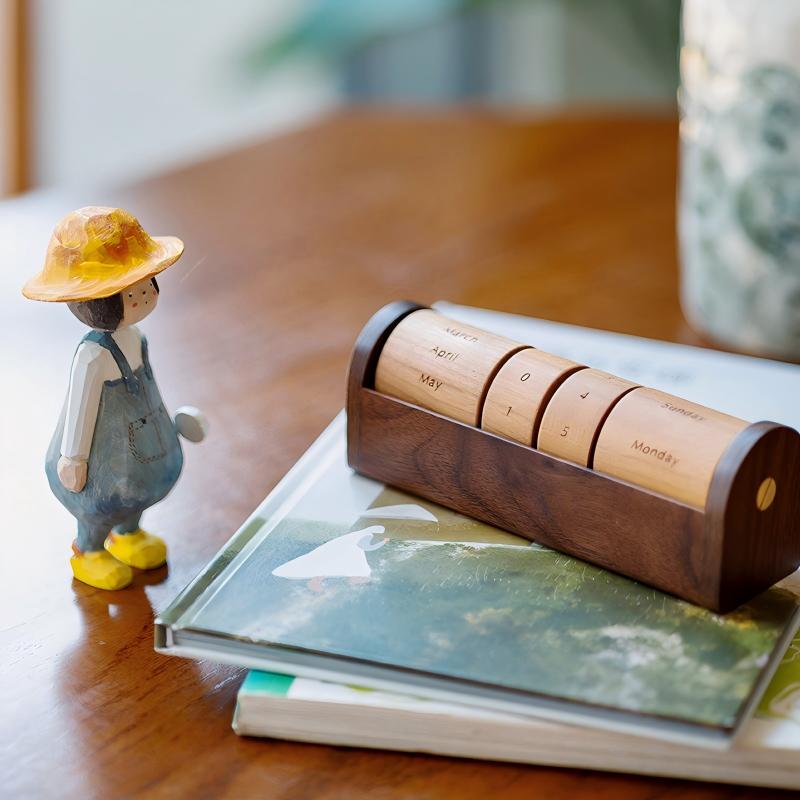 Wooden Perpetual Calendar | Rotating Barrel Design | Custom Engraving Gift