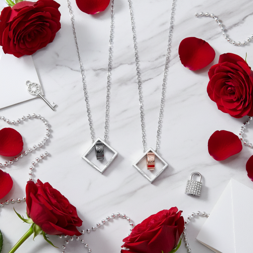 LOVE Letter Couple Necklace | Silver Matching Set | Stitching Design | Valentine Gift for Girlfriend