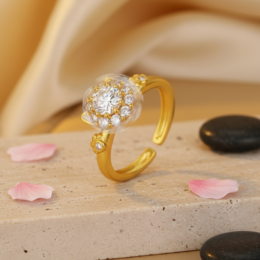 Lucky Cat Spinner Ring - Premium Marketing Image