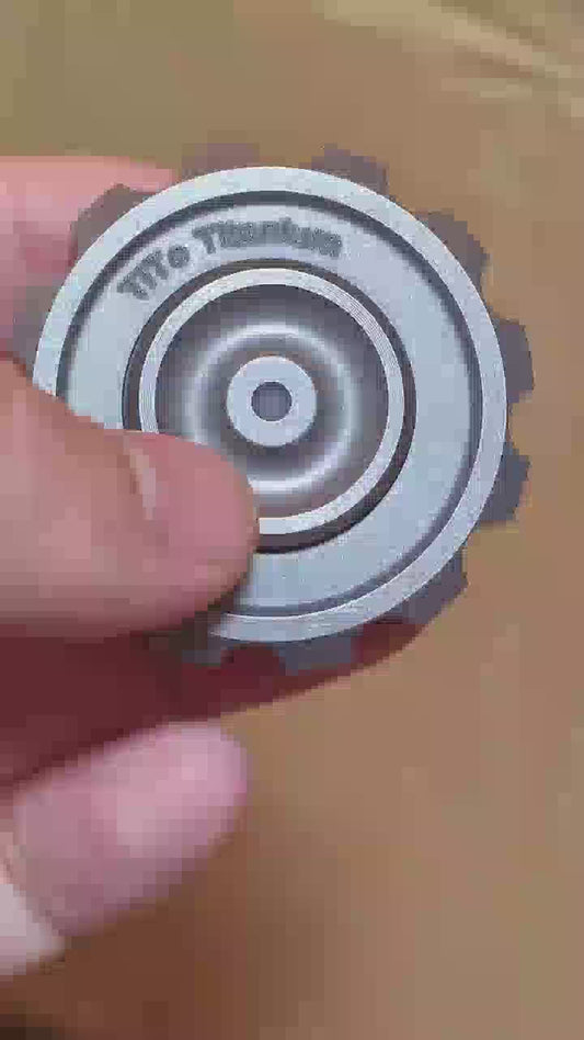 Titanium Alloy Gear Fingertip Spinner | Jouet anti-stress EDC silencieux anti-choc | Gravable