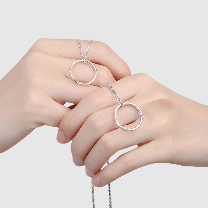 French Amour Couple Ring Necklace A Simple Unisex Ring Necklace