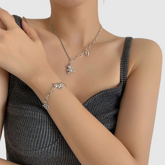 Bear Necklace hip hop Collarbone Chain for Girlfriend